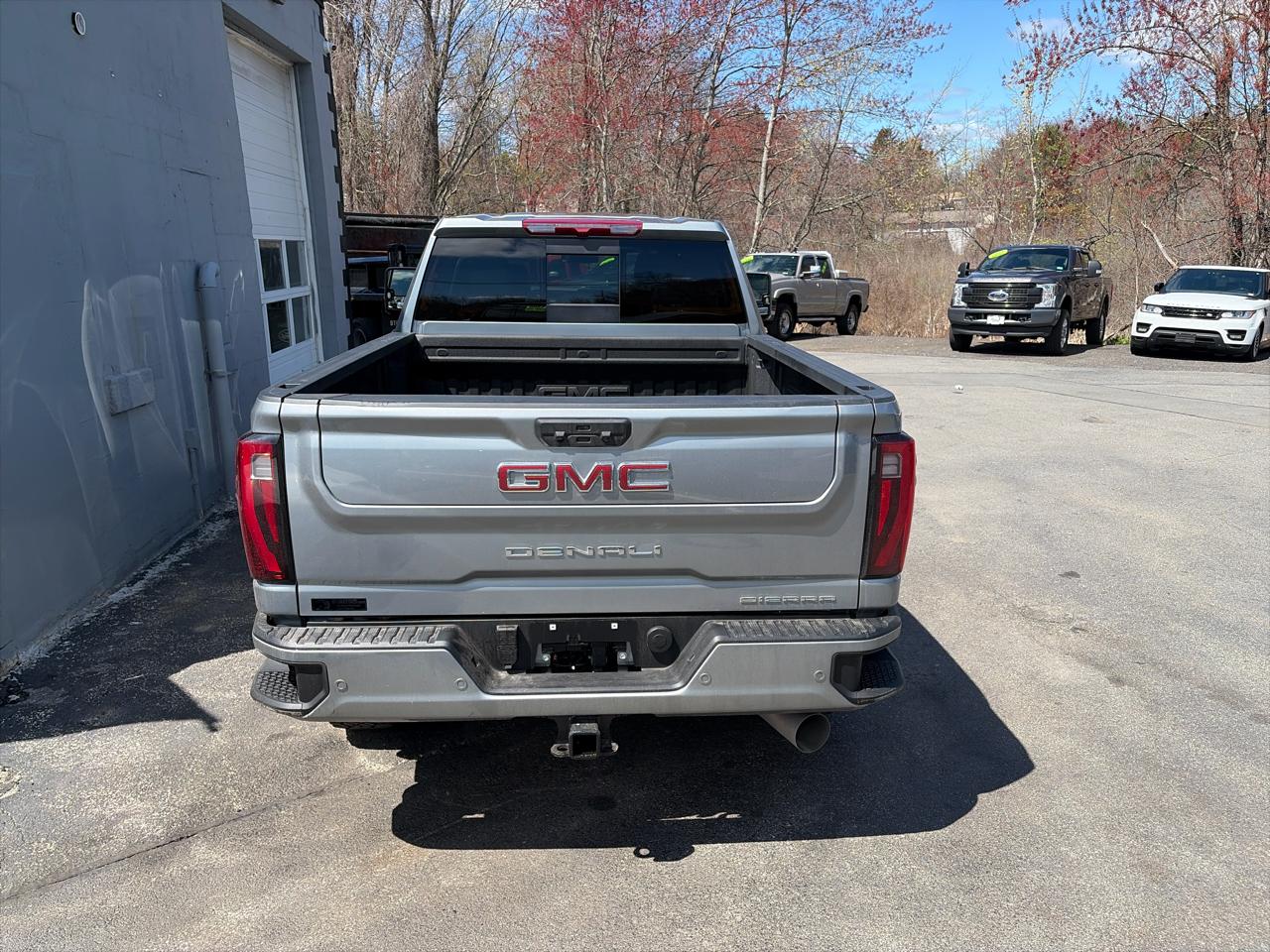 GMC Sierra 3500HD Denali Crew Cab 4WD 2025