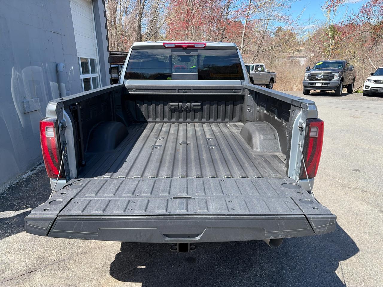 GMC Sierra 3500HD Denali Crew Cab 4WD 2025