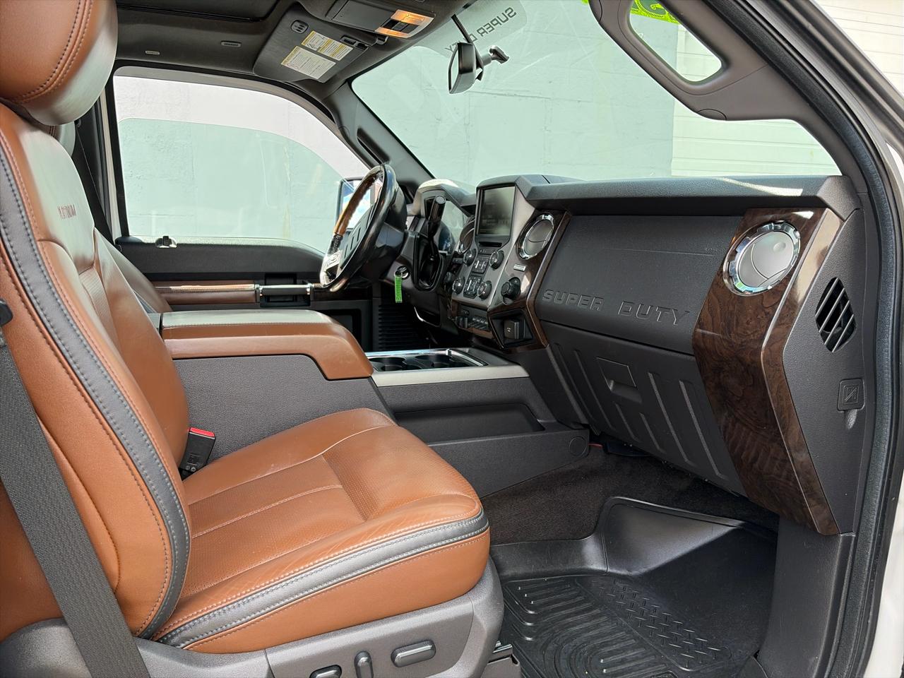 Ford F-350 SD Platinum Crew Cab 4WD 2016
