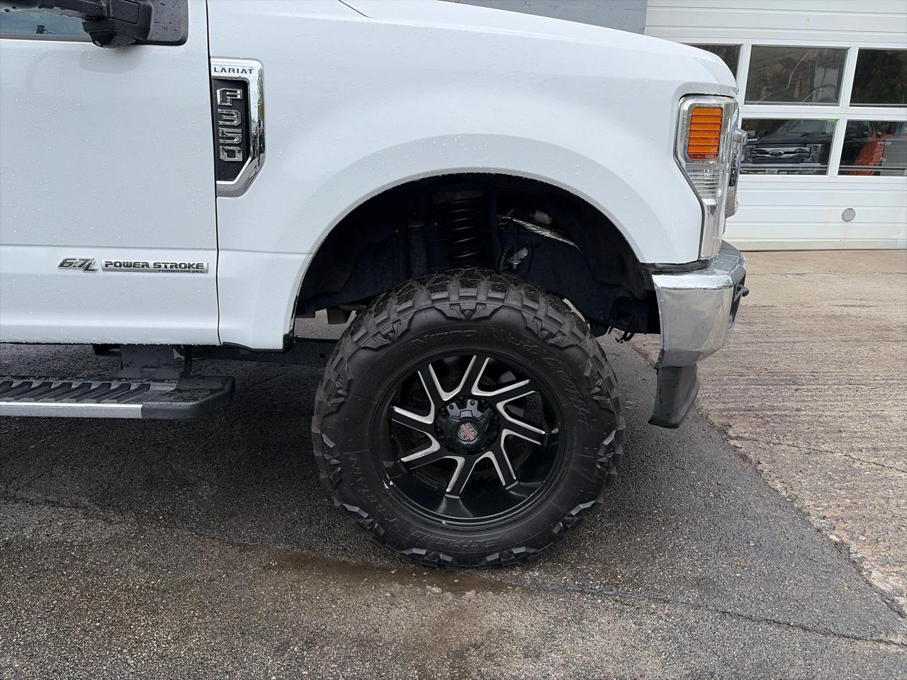 Ford F-350 SD Lariat Crew Cab 4WD 2020