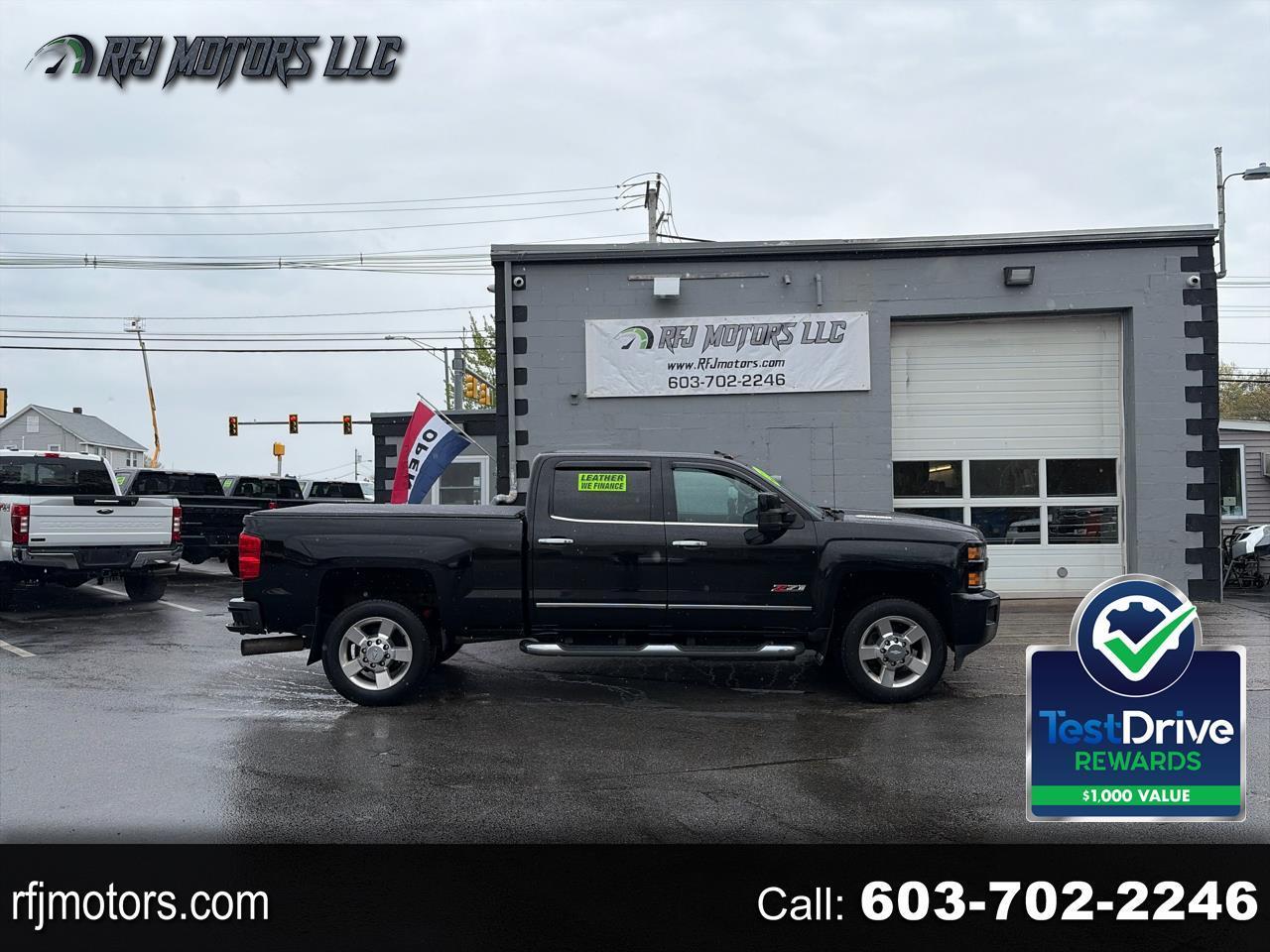 2016 Chevrolet Silverado HD LTZ 4WD Crew Cab Standard Box's photo