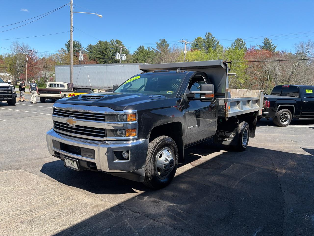 Chevrolet Silverado 3500HD LT Long Box 4WD 2017