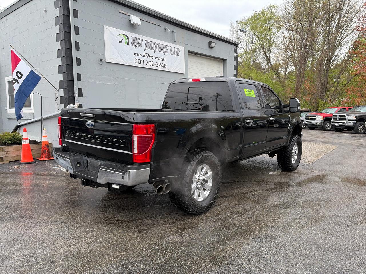 Ford F-250 SD Lariat Crew Cab Short Bed 4WD 2020