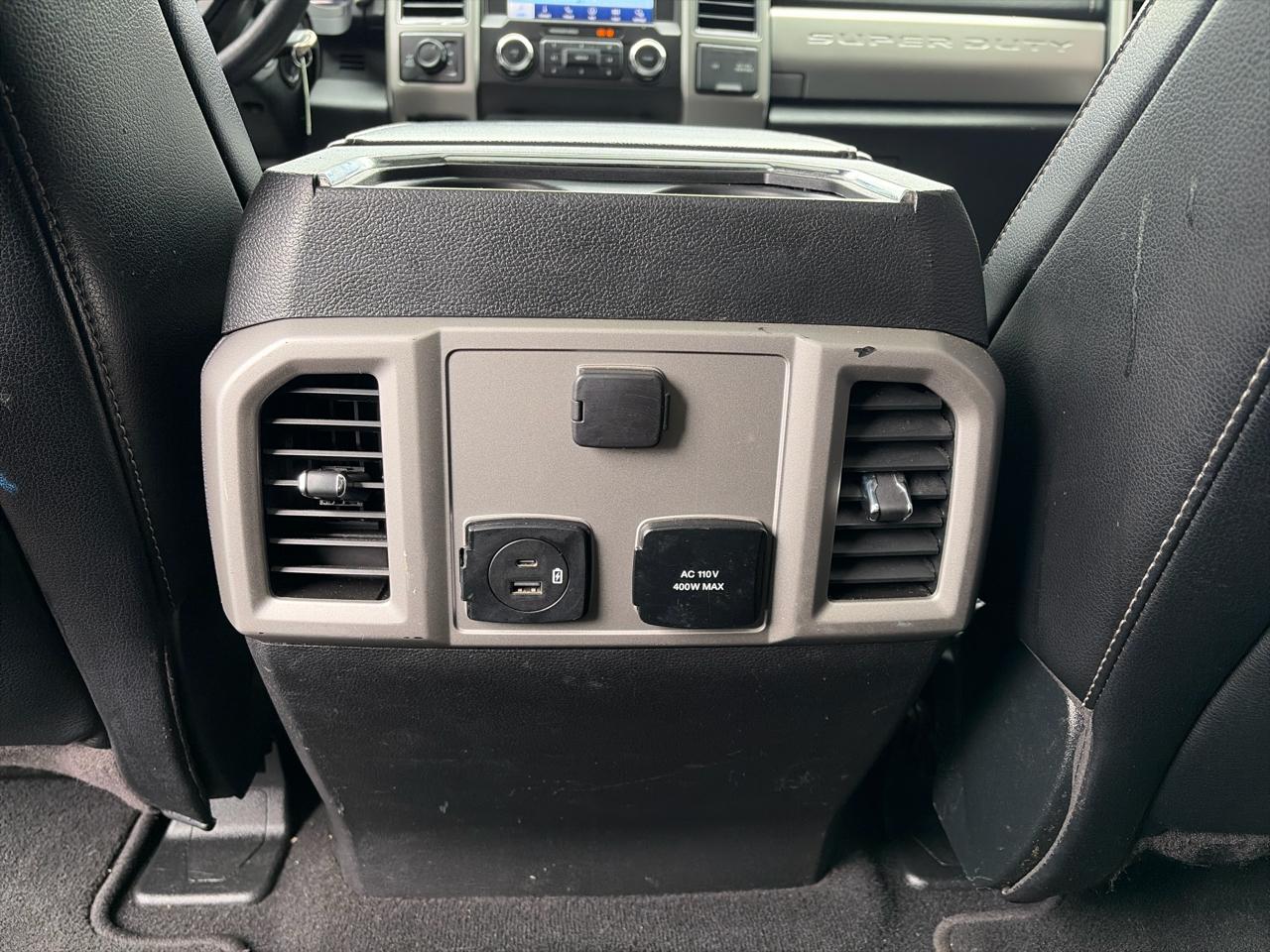 Ford F-250 SD Lariat Crew Cab Short Bed 4WD 2020