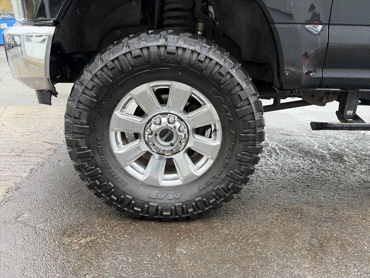 Ford F-250 SD Lariat Crew Cab Short Bed 4WD 2020