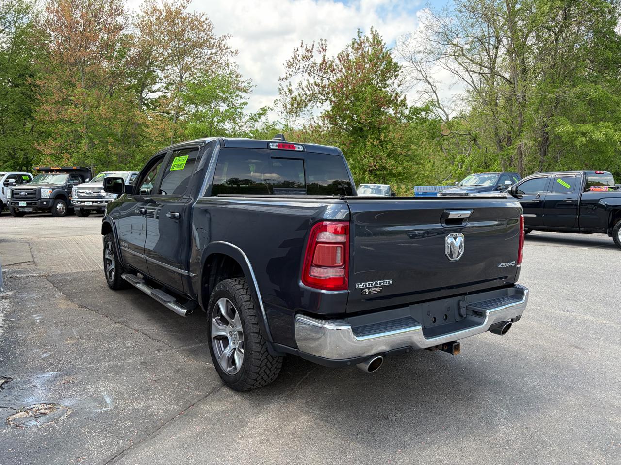 RAM 1500 Laramie Crew Cab SWB 4WD 2019