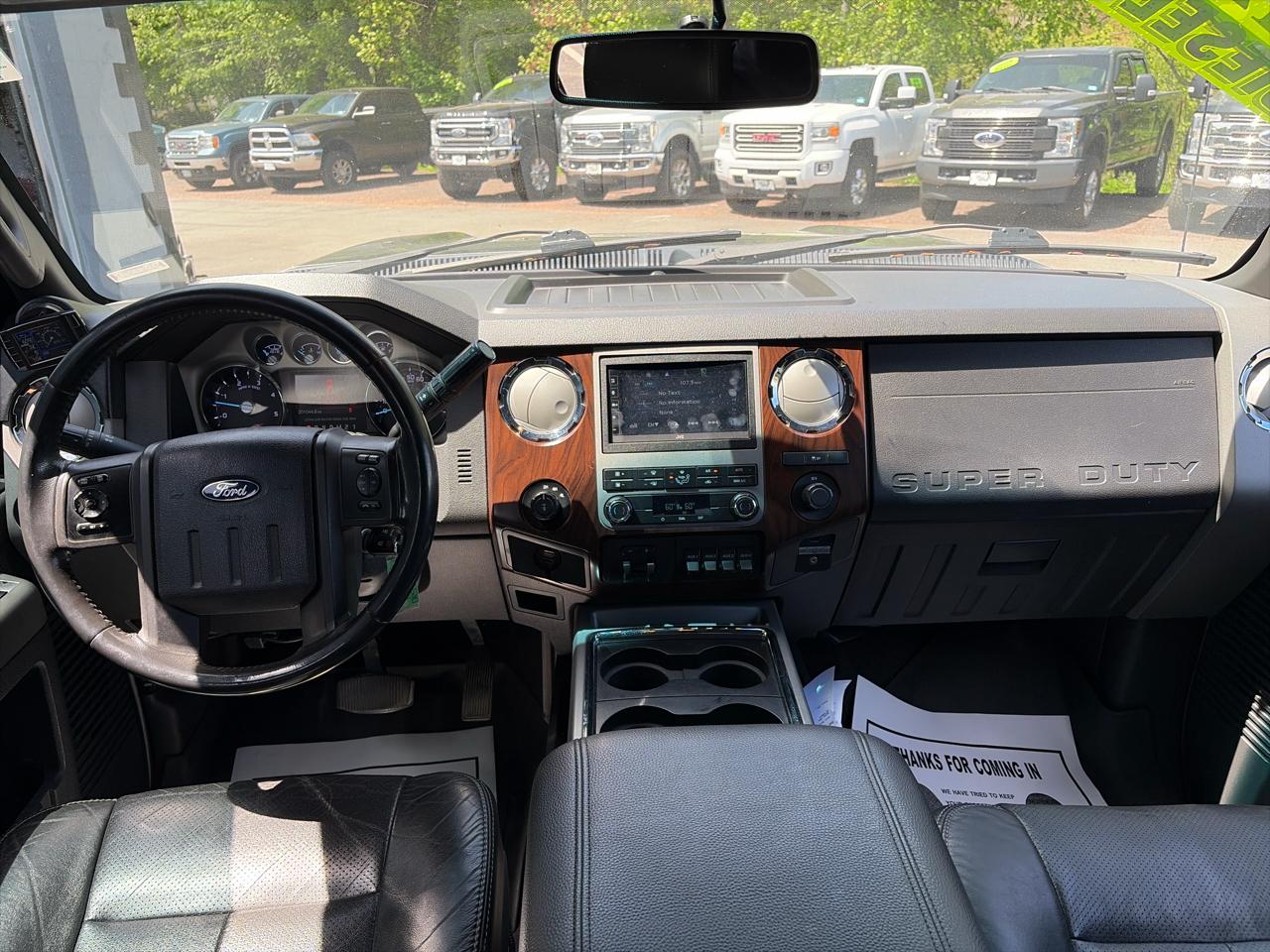 Ford F-350 SD Lariat Crew Cab 4WD 2012