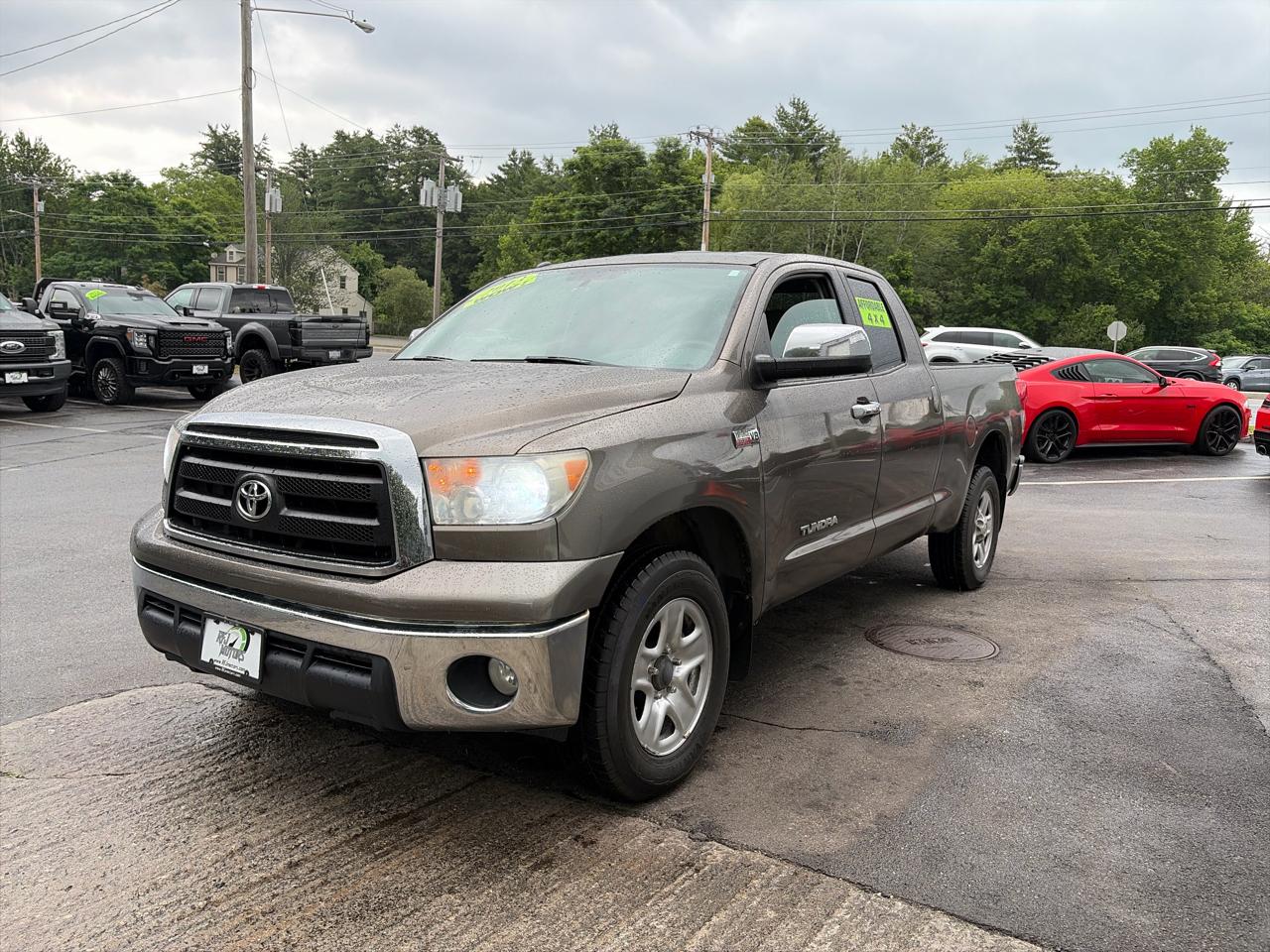 Toyota Tundra Tundra-Grade 5.7L Double Cab 4WD 2013