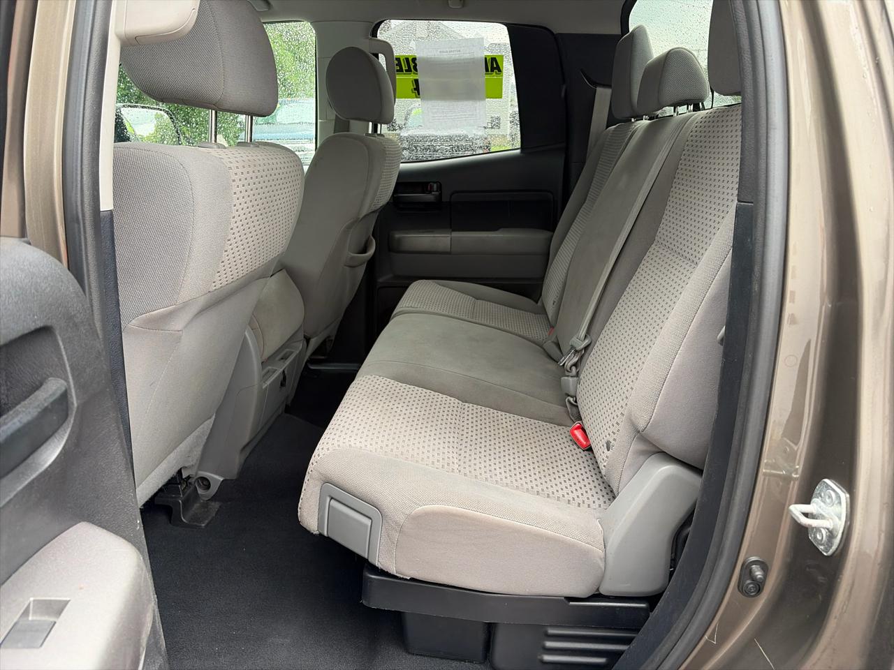 Toyota Tundra Tundra-Grade 5.7L Double Cab 4WD 2013