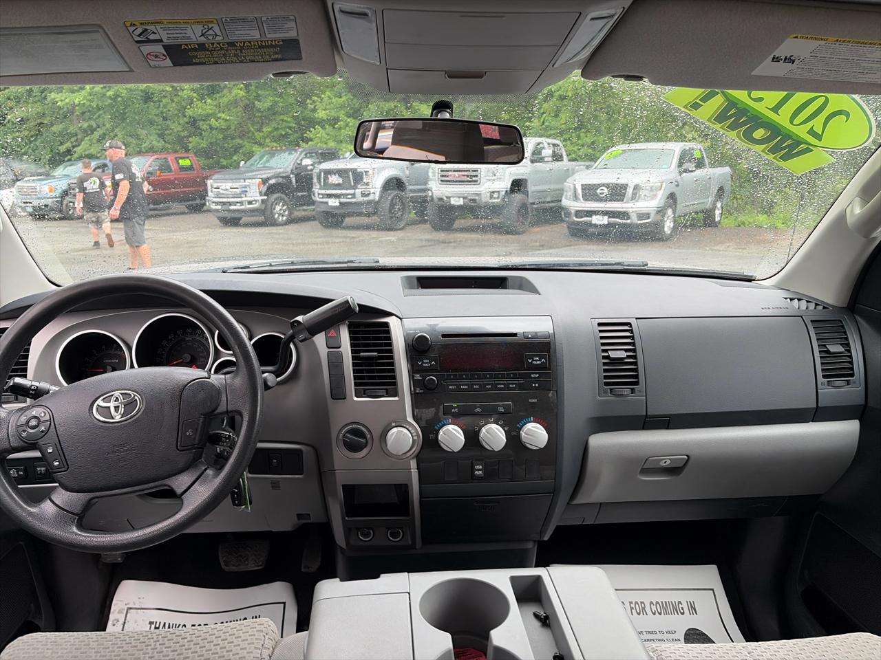 Toyota Tundra Tundra-Grade 5.7L Double Cab 4WD 2013
