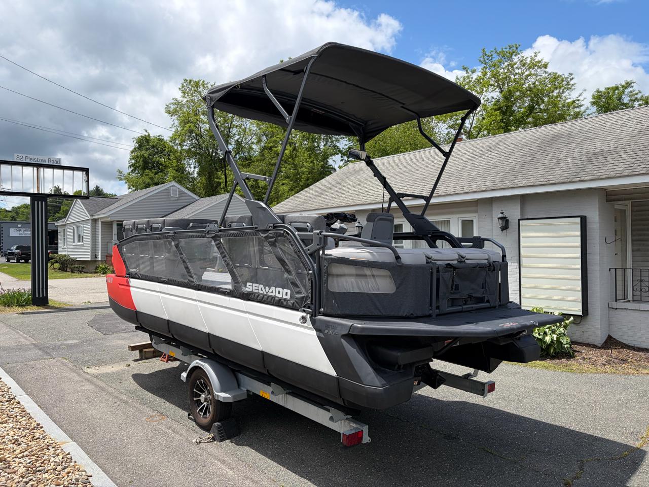 Sea-Doo Jet Boat  2024