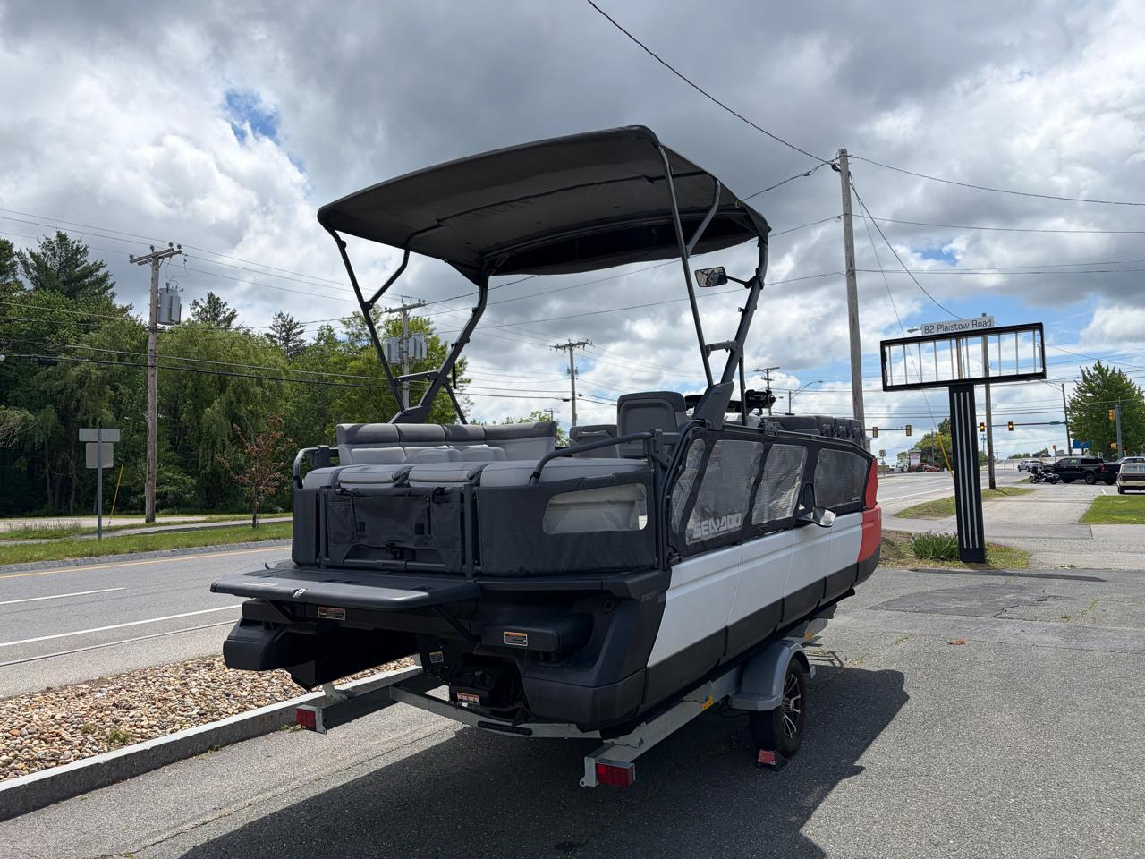 Sea-Doo Jet Boat  2024