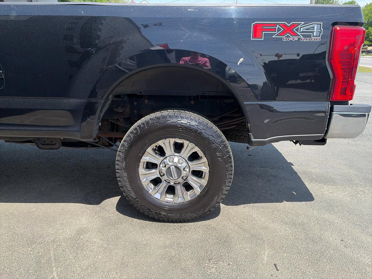 Ford F-250 SD XL Crew Cab 4WD 2018