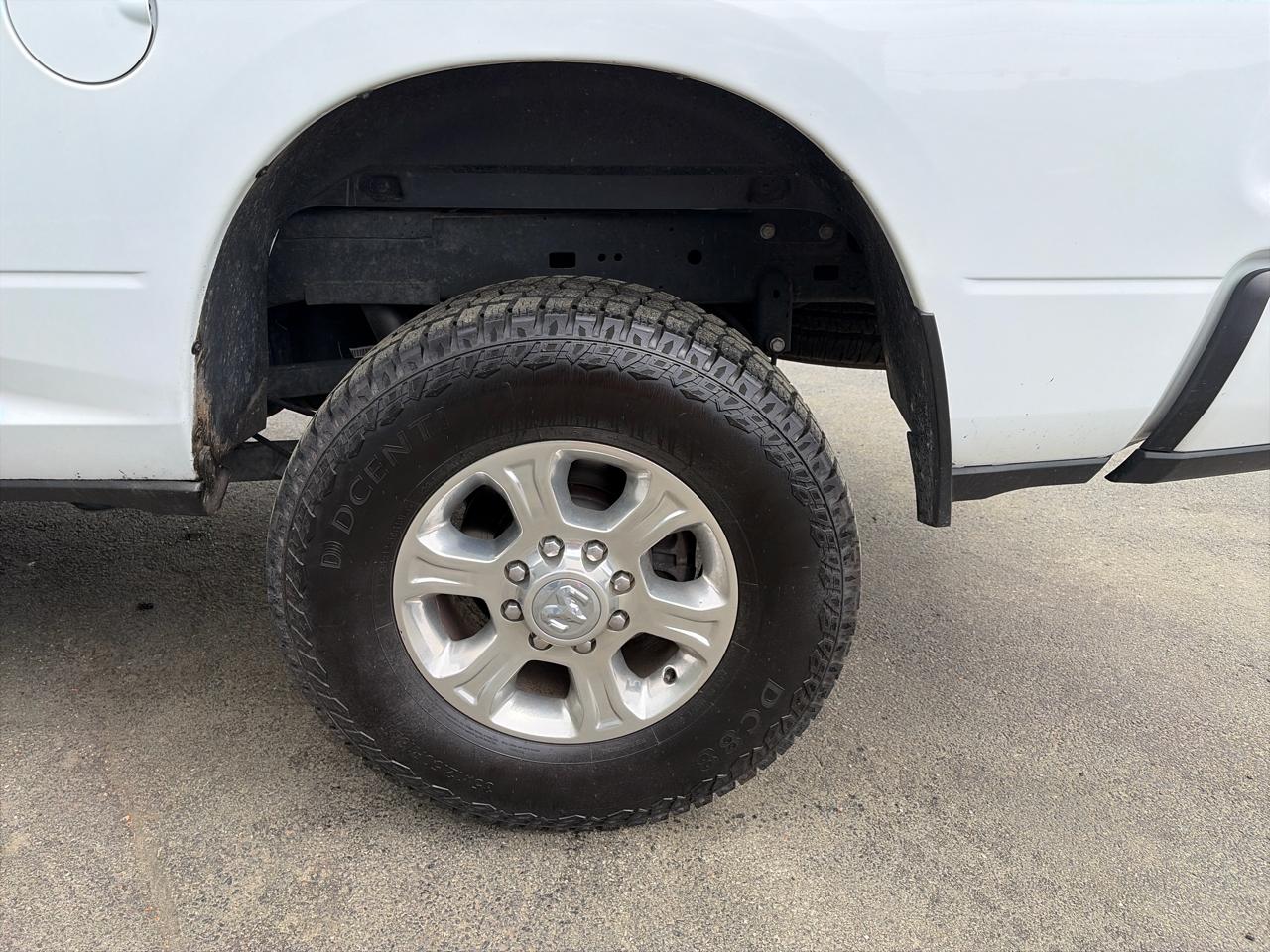 RAM 2500 Big Horn Crew Cab 4WD SWB 2023