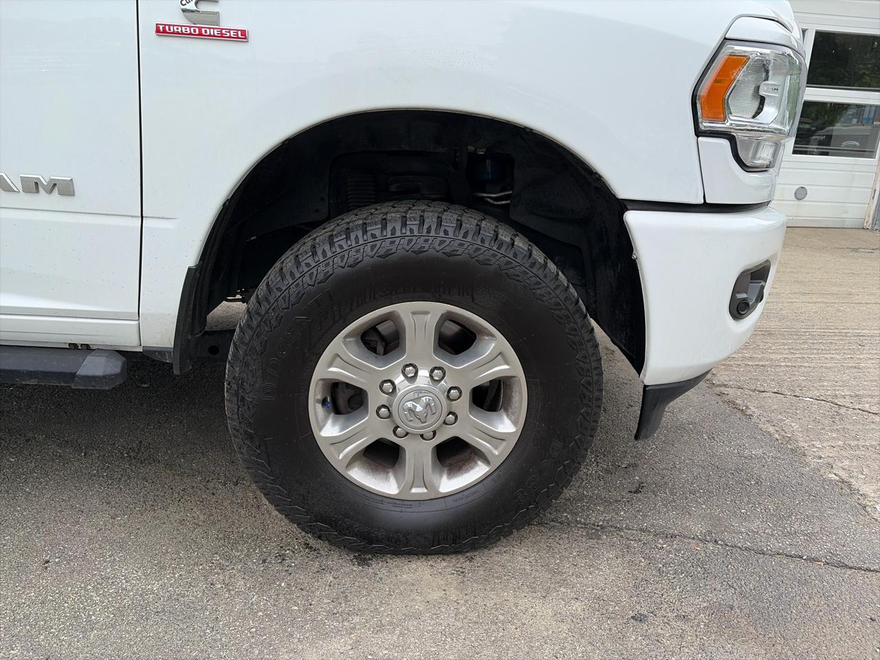 RAM 2500 Big Horn Crew Cab 4WD SWB 2023