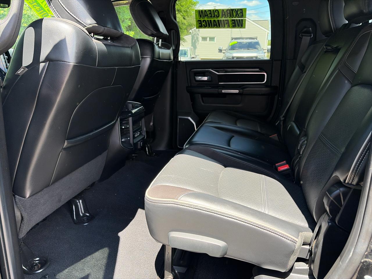 RAM 2500 Laramie Mega Cab 4WD 2019