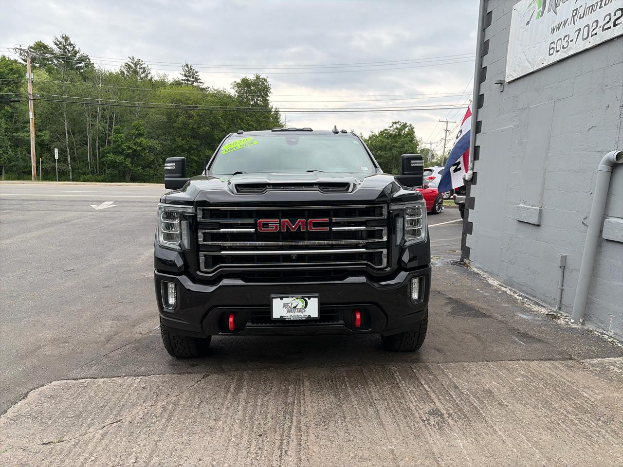 GMC Sierra 2500HD AT4 Crew Cab 4WD 2020