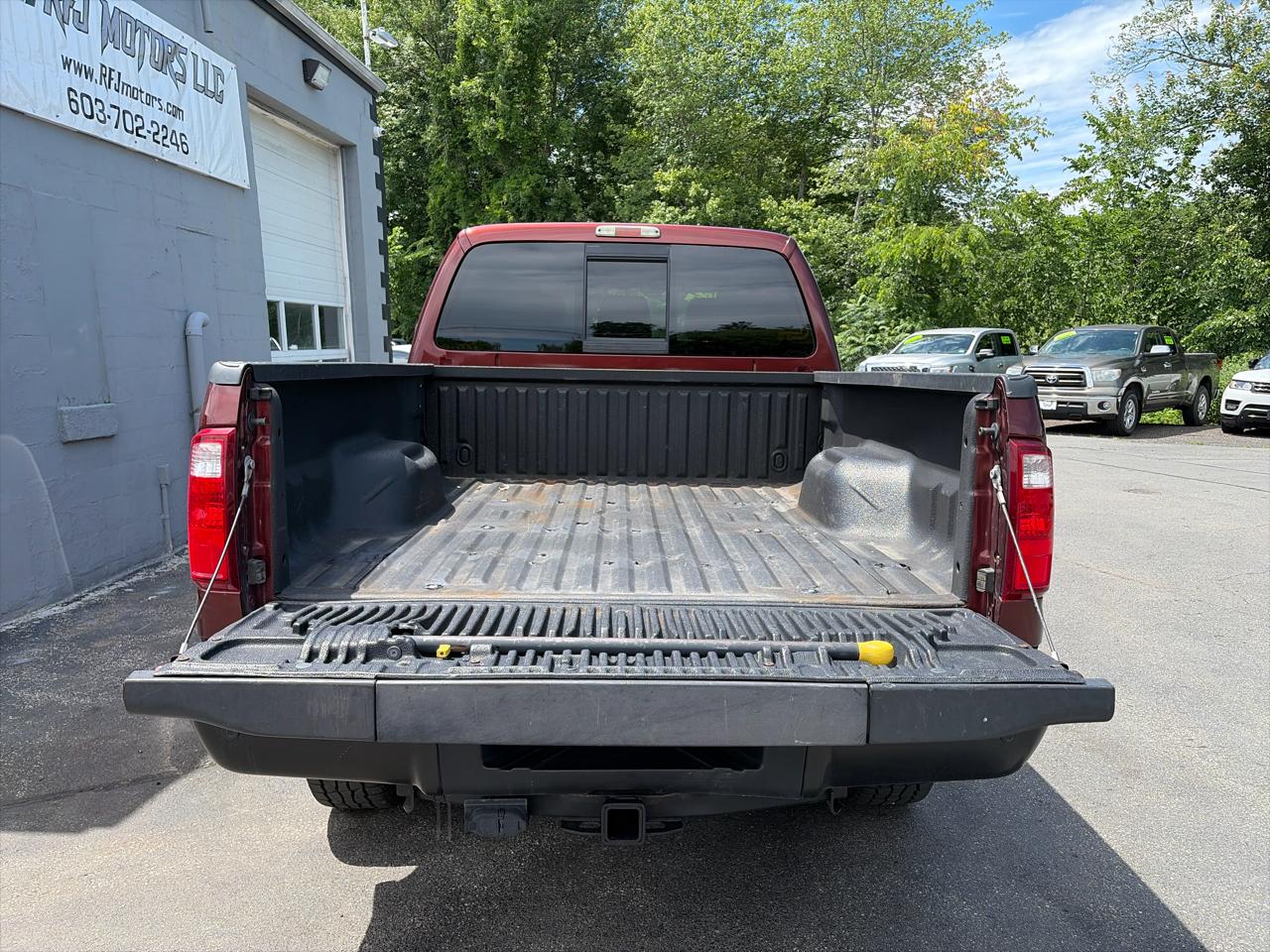Ford F-250 SD Lariat Crew Cab Short Bed 4WD 2015