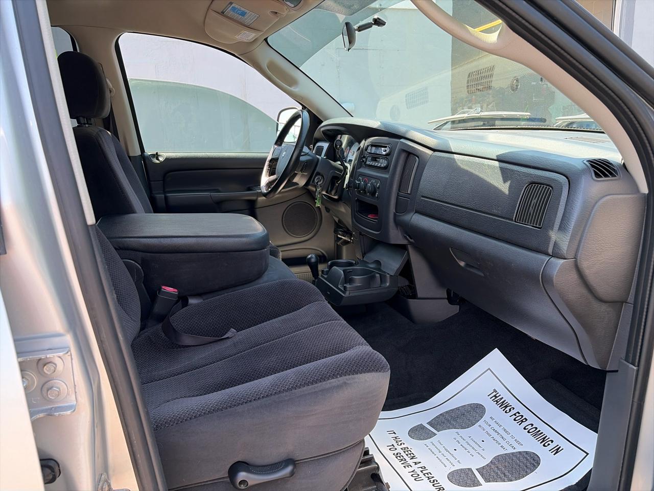 Dodge Ram 3500 SLT Quad Cab 4WD 2004
