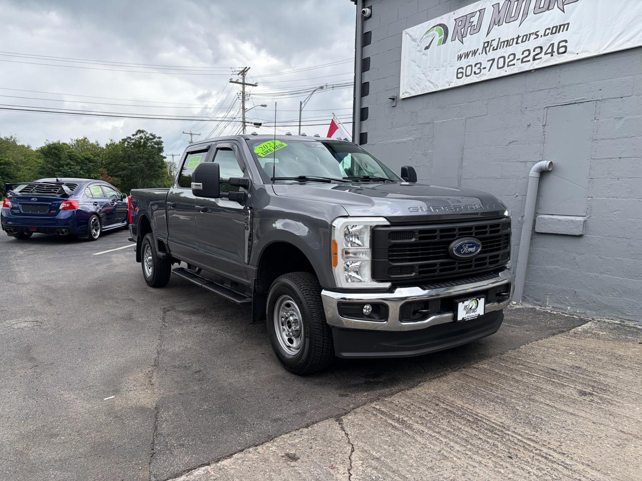 Ford F-250 SD XL Crew Cab 4WD 2023