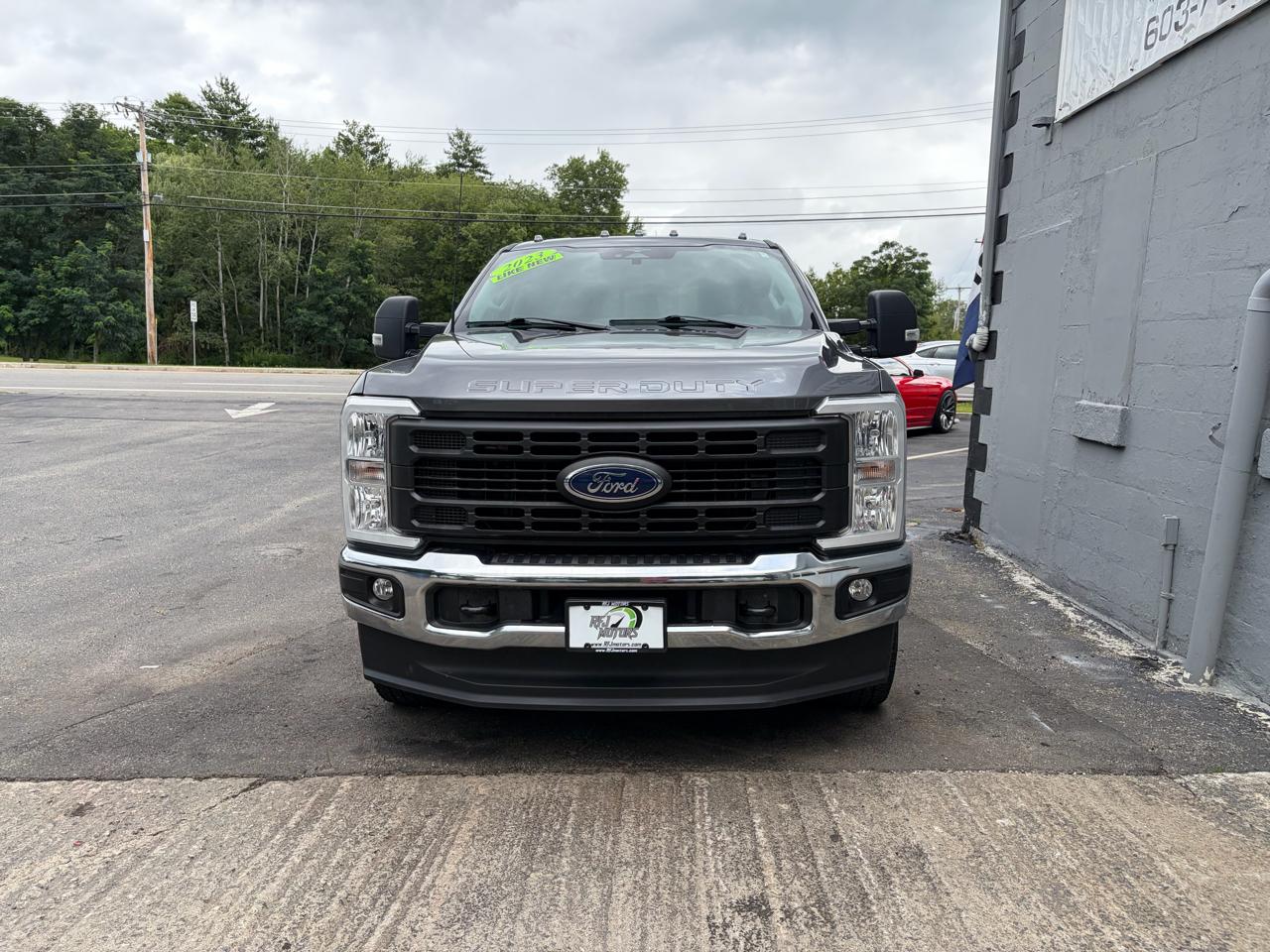 Ford F-250 SD XL Crew Cab 4WD 2023