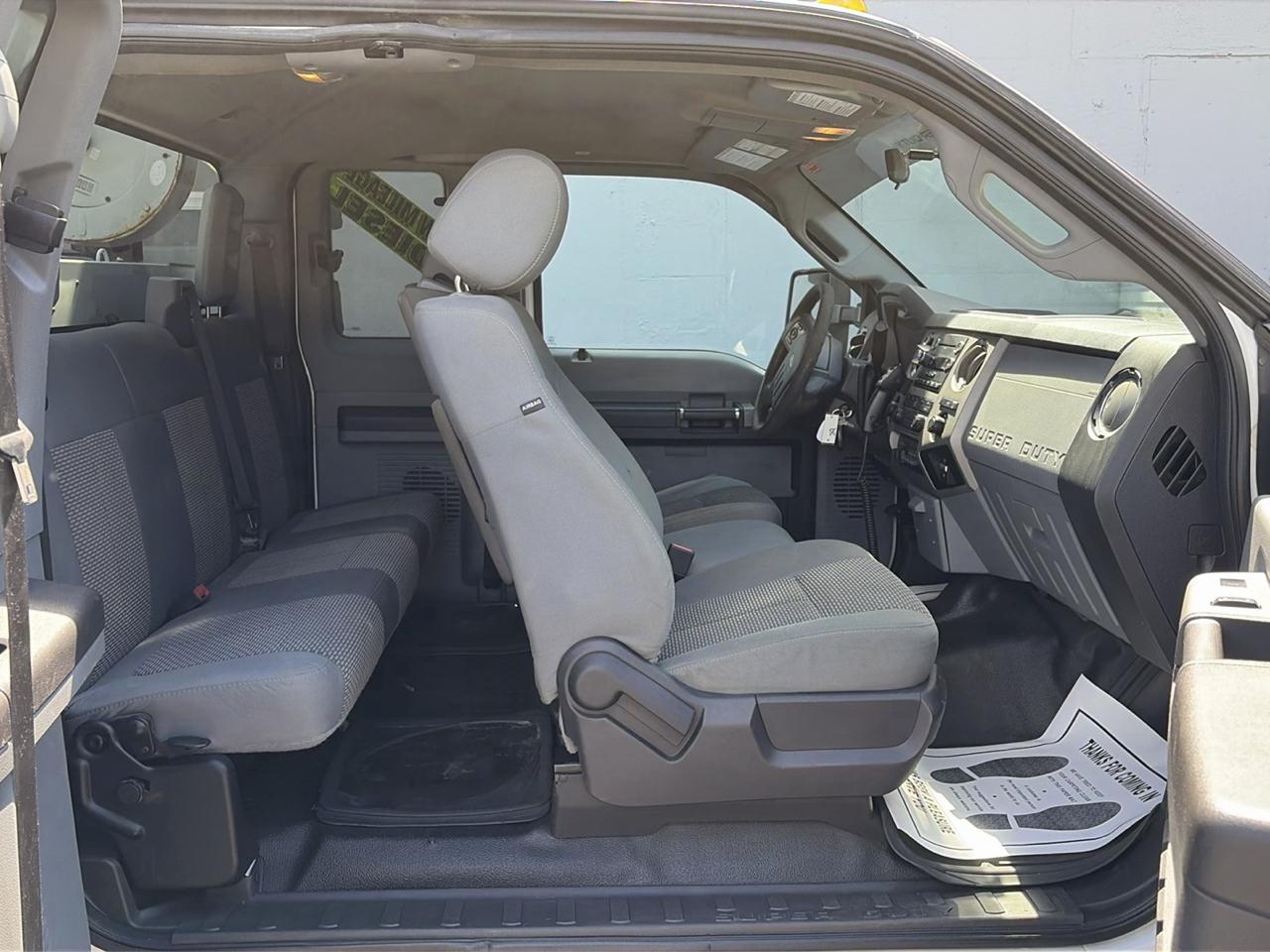 Ford F-450 SD SuperCab DRW 4WD 2014