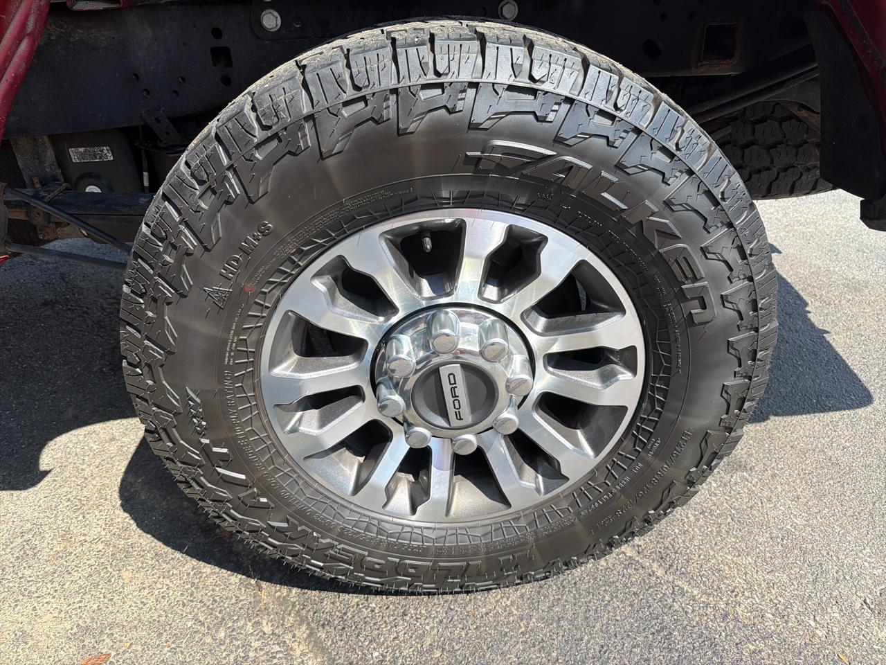 Ford F-250 SD Lariat Crew Cab 4WD 2022