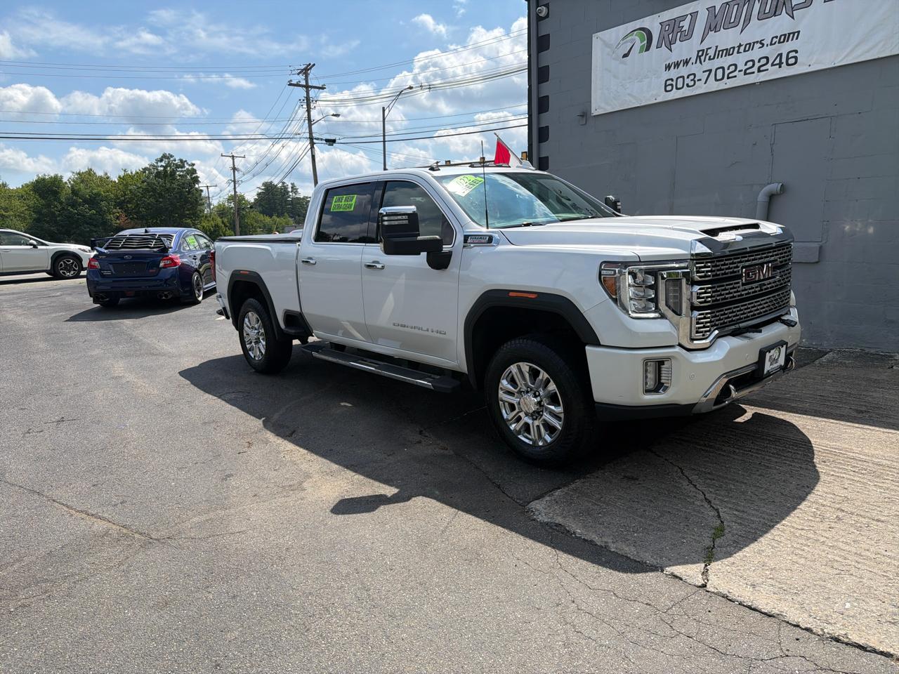 GMC Sierra 2500HD Denali Crew Cab 4WD SB 2022