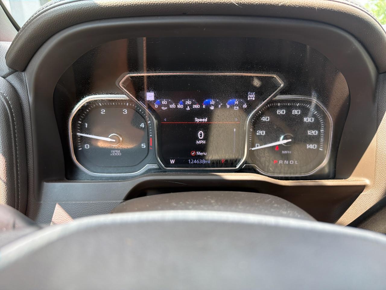 GMC Sierra 2500HD Denali Crew Cab 4WD SB 2022