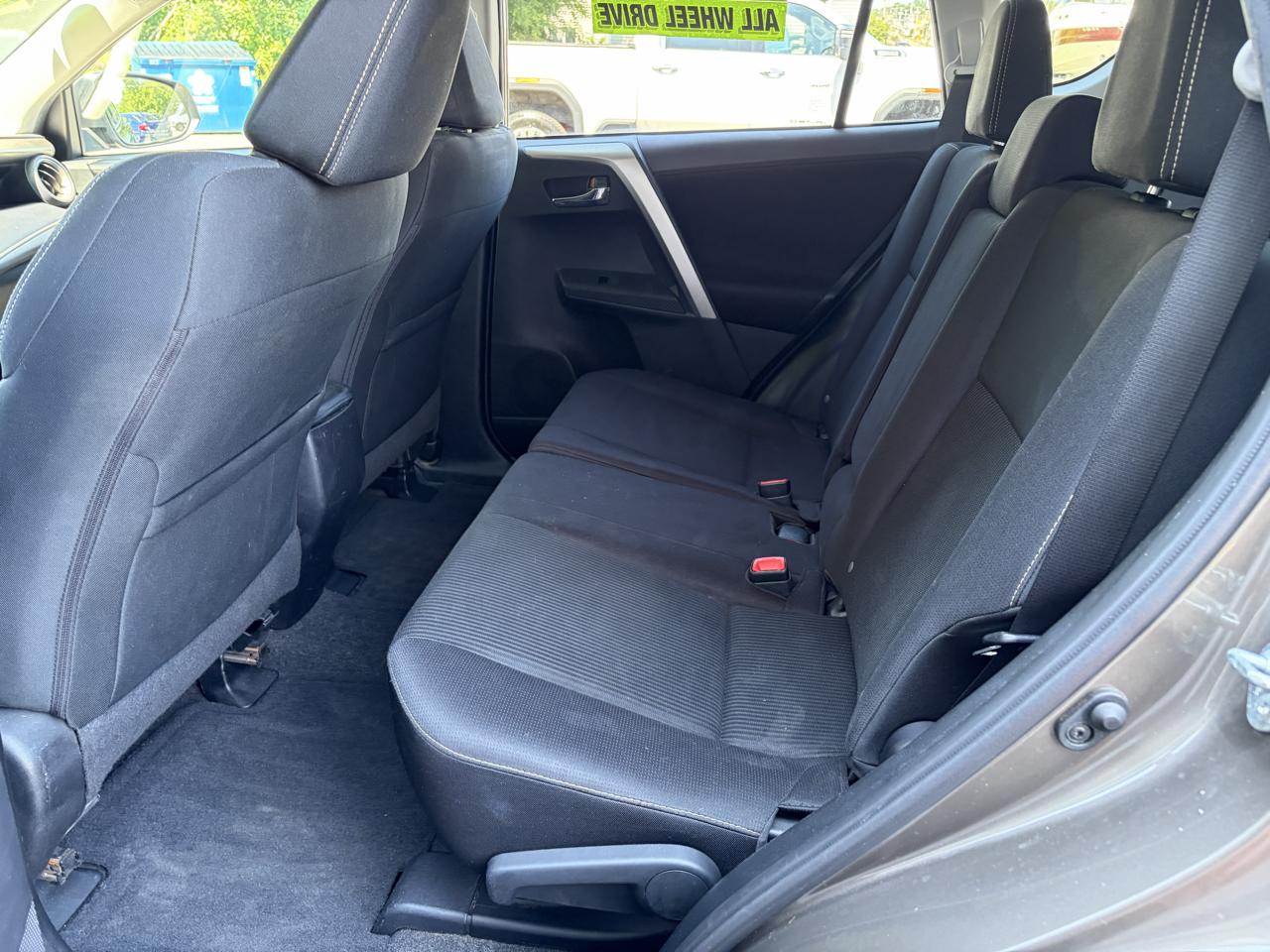 Toyota RAV4 XLE AWD 2015