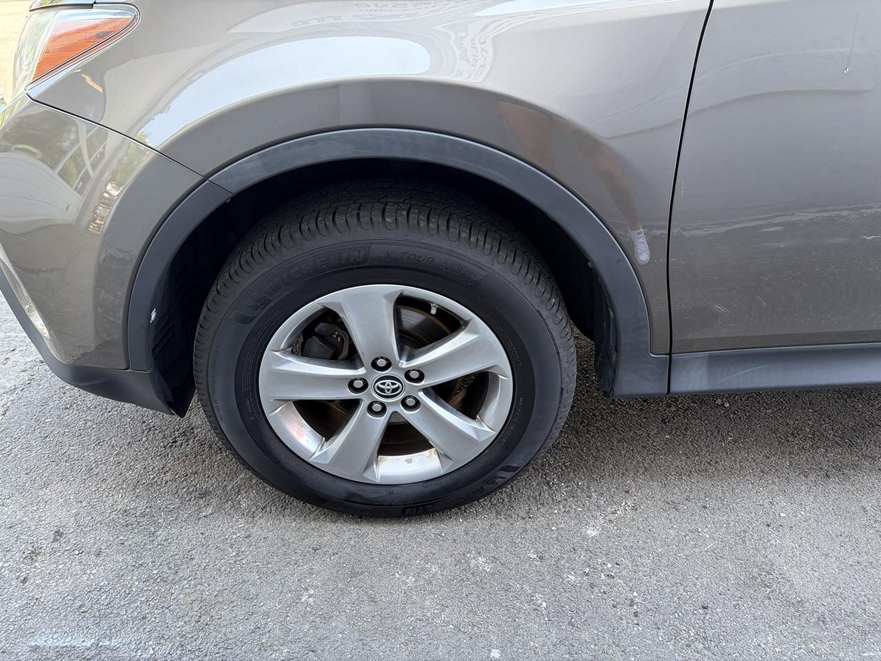 Toyota RAV4 XLE AWD 2015
