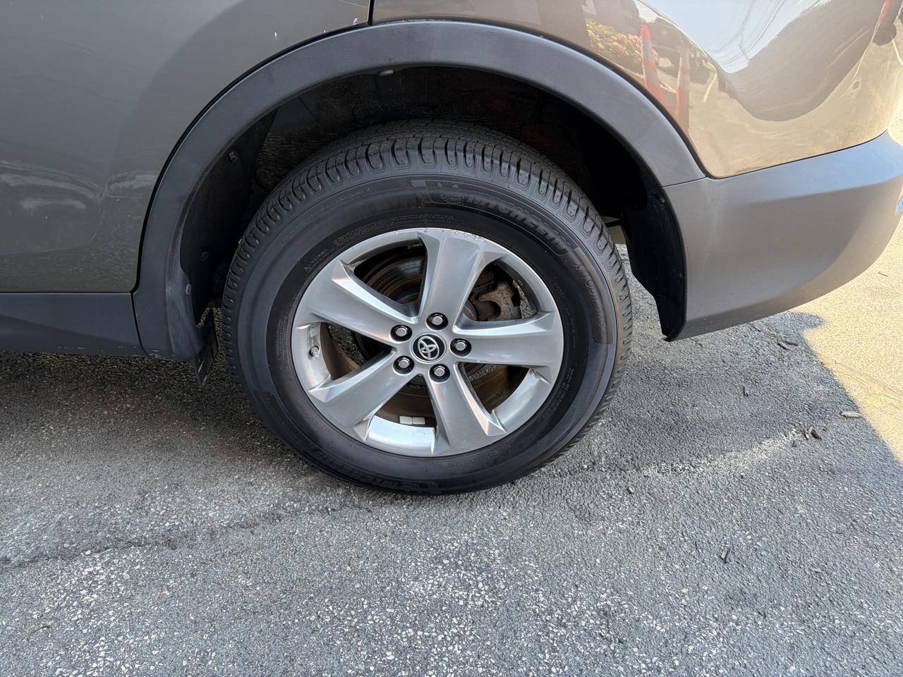 Toyota RAV4 XLE AWD 2015