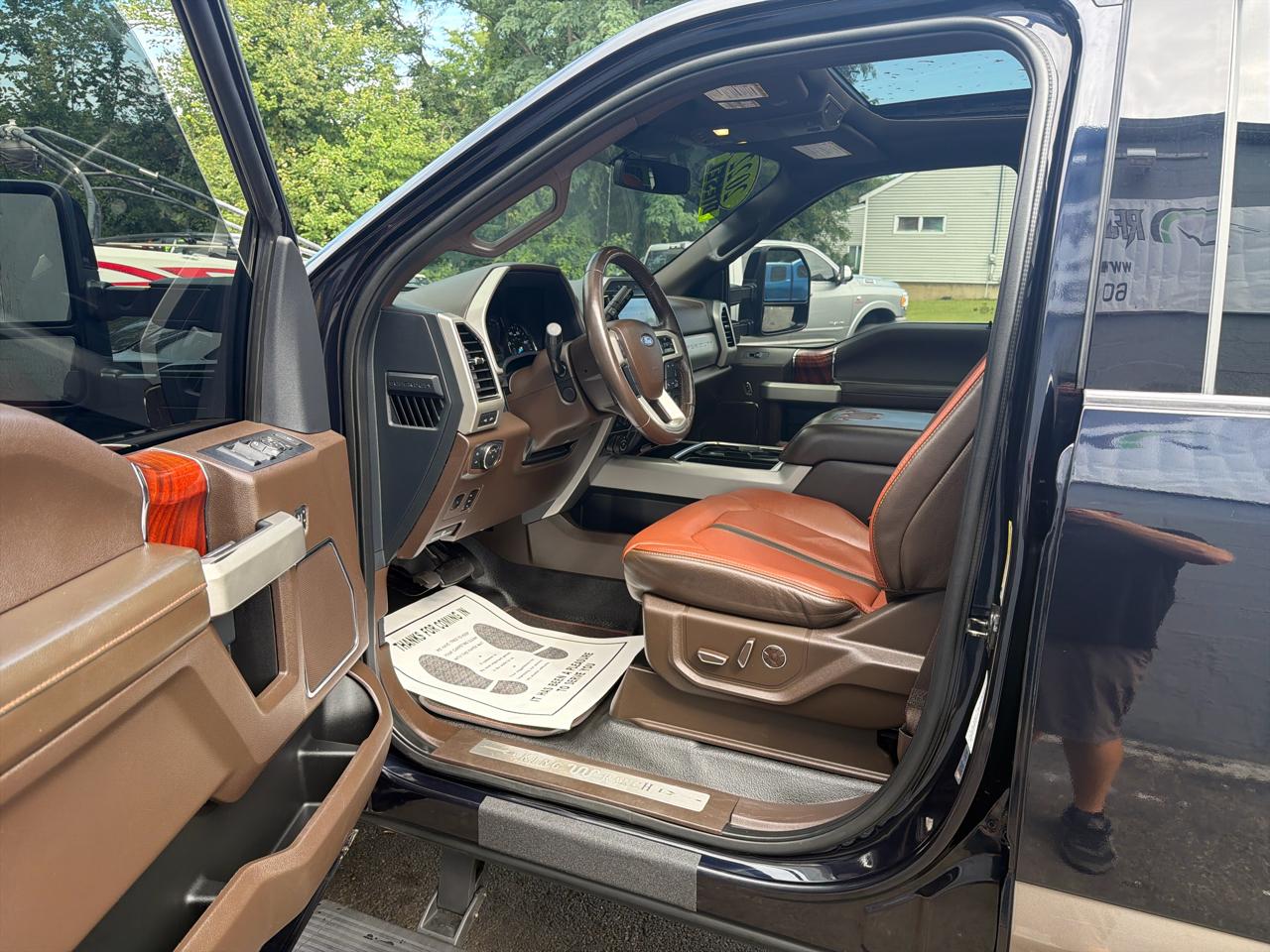 Ford F-350 SD King Ranch Crew Cab 4WD 2022