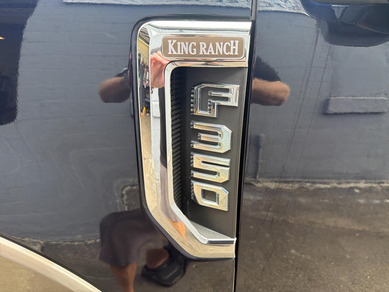 Ford F-350 SD King Ranch Crew Cab 4WD 2022