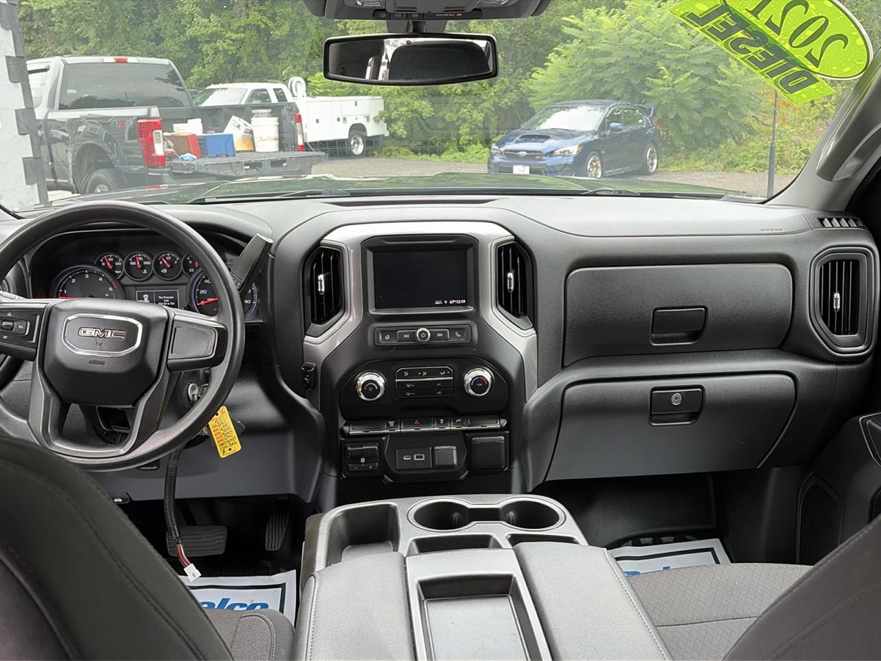 GMC Sierra 3500HD 4WD Crew Cab 177" WB, 60" CA SLE 2021