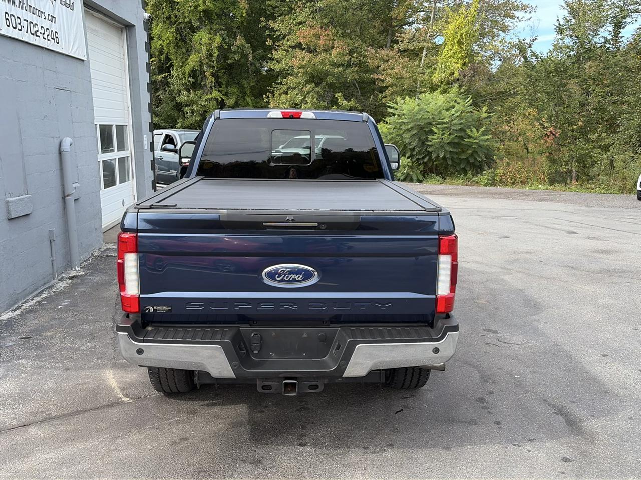 Ford F-350 SD Lariat Crew Cab 4WD 2019