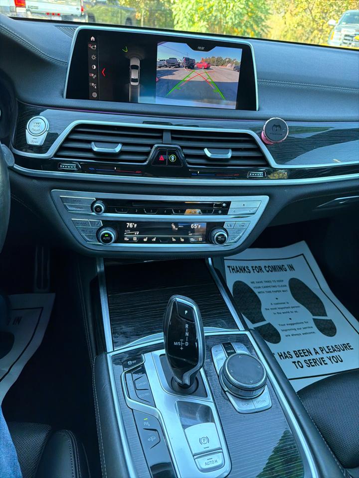 BMW 7-Series  2019