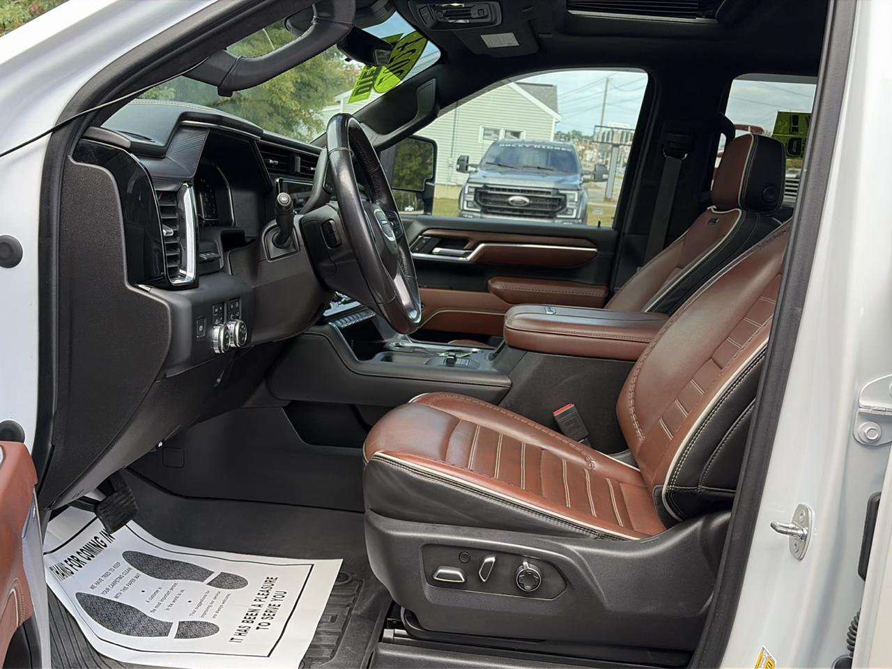 GMC Sierra 2500HD Denali Ultimate Crew Cab 4WD 2024
