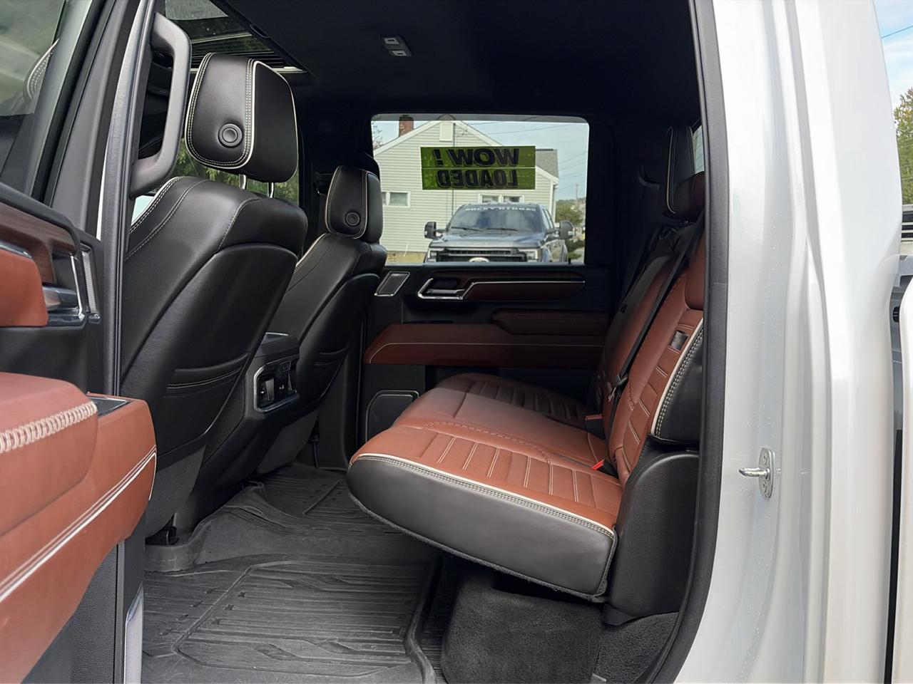 GMC Sierra 2500HD Denali Ultimate Crew Cab 4WD 2024