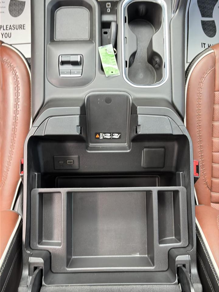 GMC Sierra 2500HD Denali Ultimate Crew Cab 4WD 2024