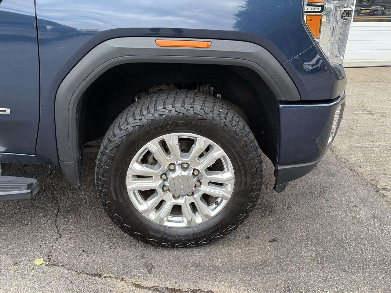 GMC Sierra 3500HD Denali Crew Cab Long Box 4WD 2020