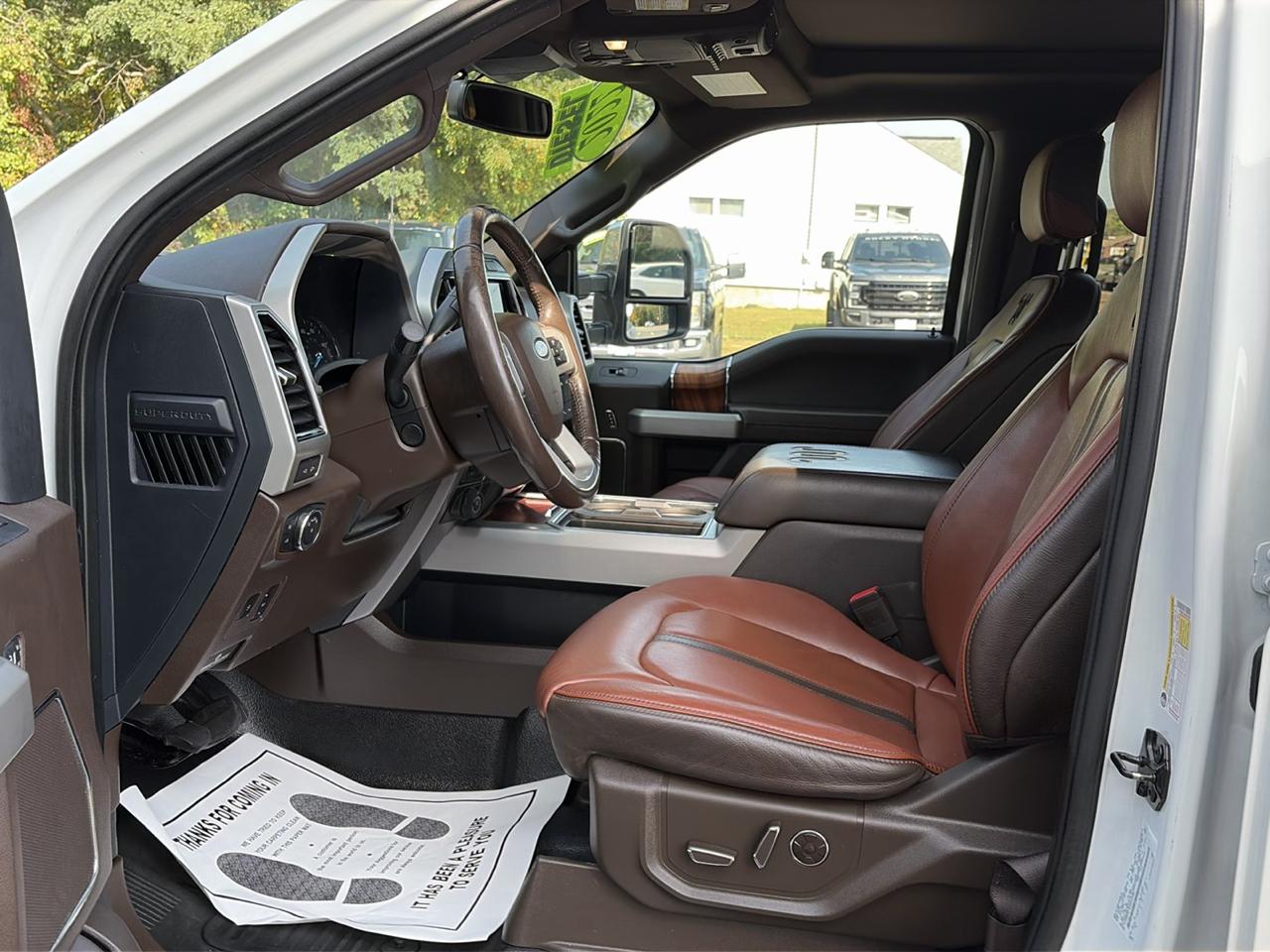 Ford F-450 SD King Ranch Crew Cab DRW 4WD 2022