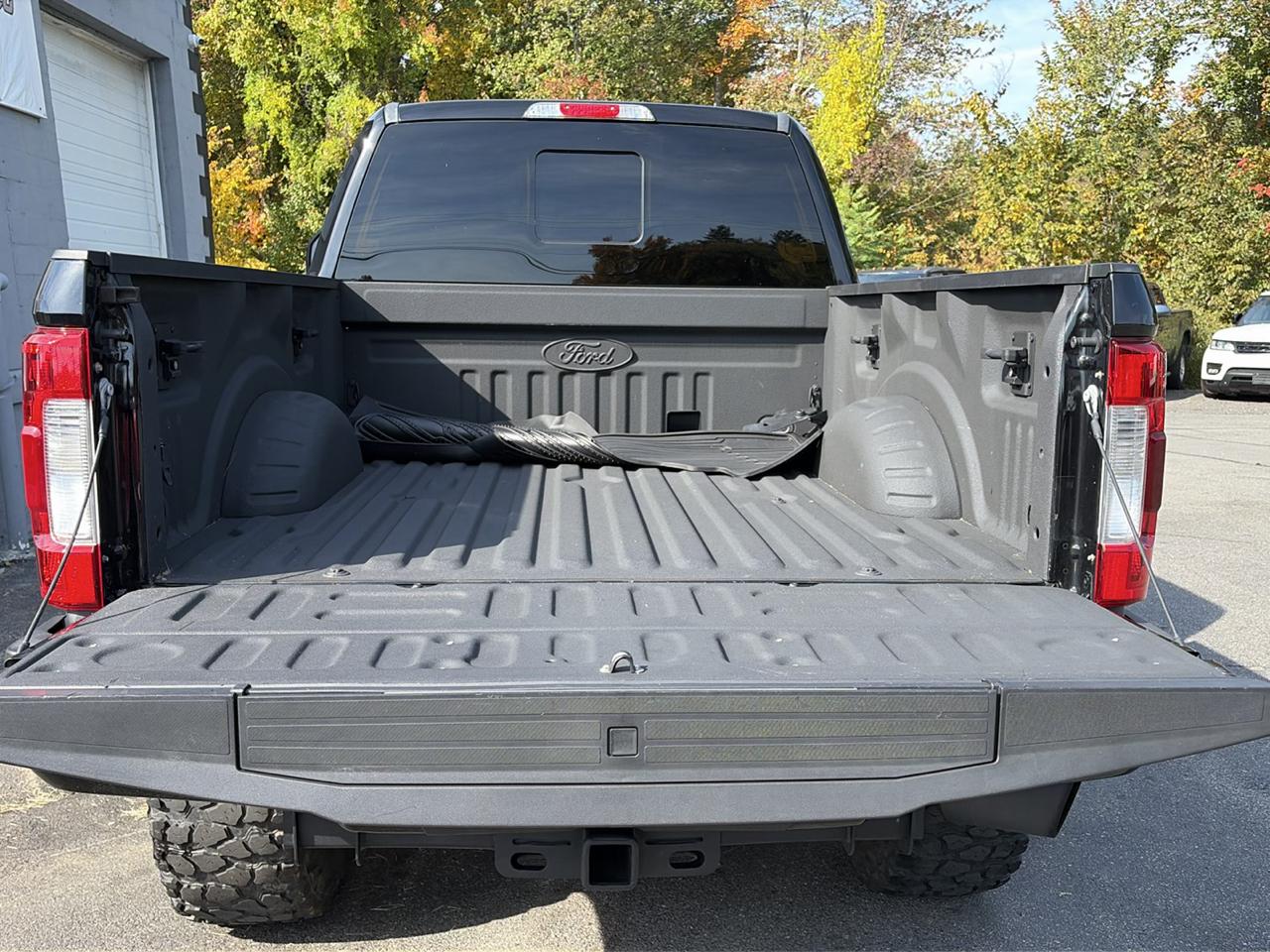 Ford F-250 SD Lariat Crew Cab 4WD 2019
