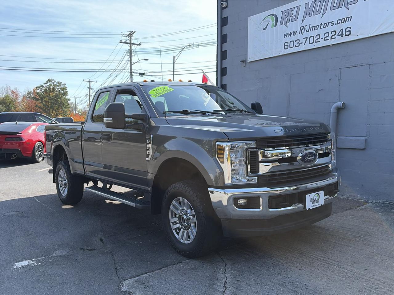 Ford F-250 SD XLT SuperCab Short Bed 4WD 2019