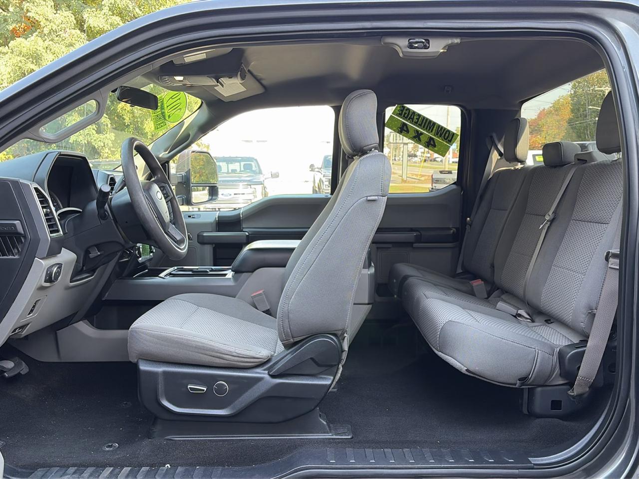 Ford F-250 SD XLT SuperCab Short Bed 4WD 2019