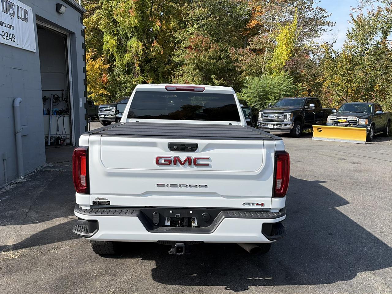 GMC Sierra 3500HD AT4 Crew Cab 4WD 2023