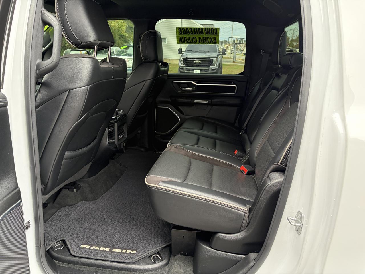RAM 1500 Big Horn 4x4 Crew Cab 5'7" Box 2021