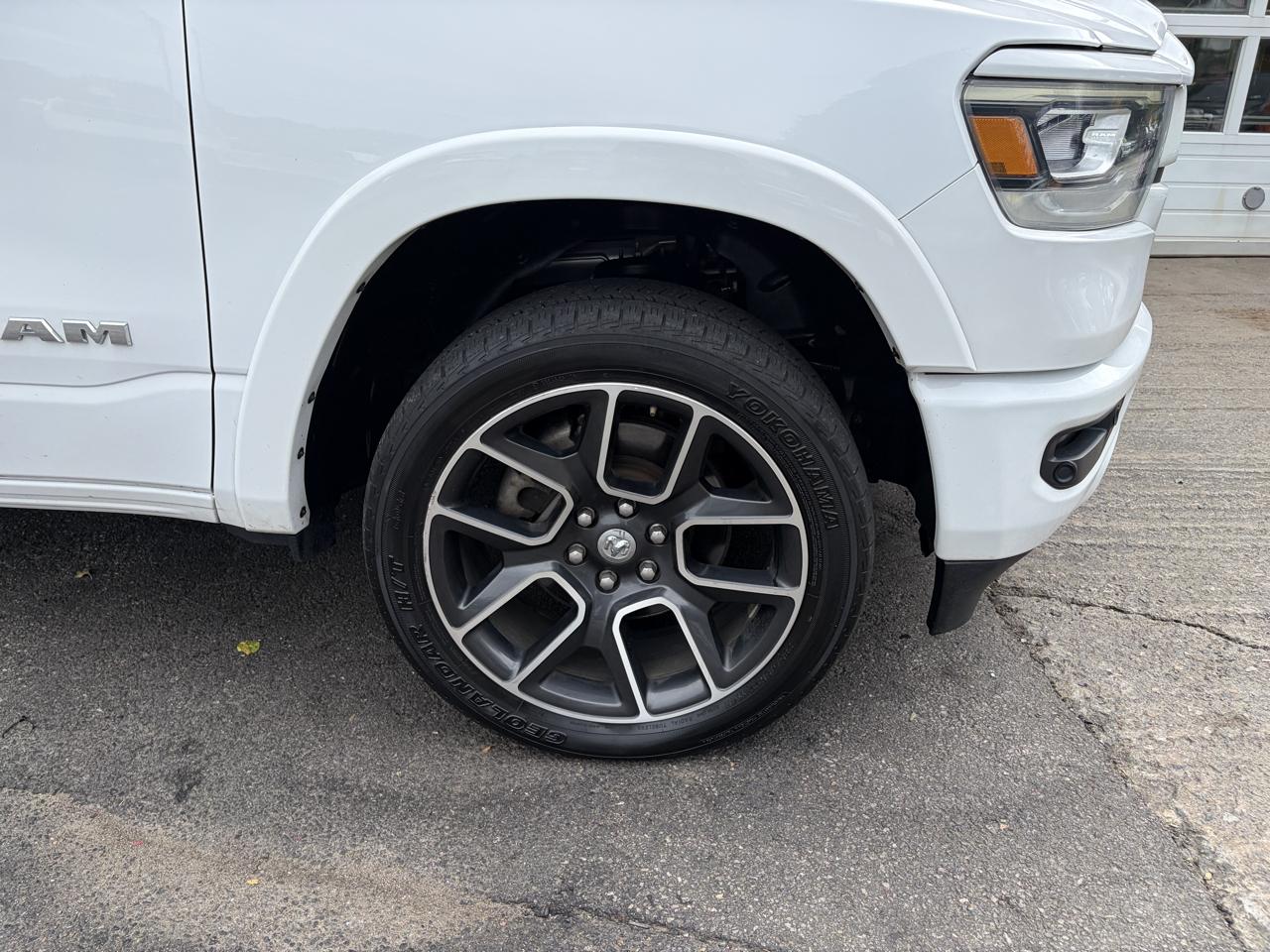 RAM 1500 Big Horn 4x4 Crew Cab 5'7" Box 2021