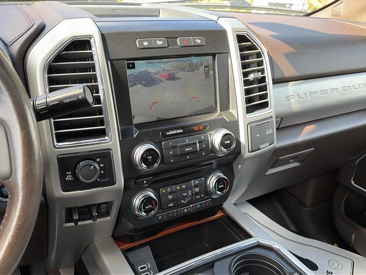 Ford F-350 SD King Ranch Crew Cab 4WD 2017
