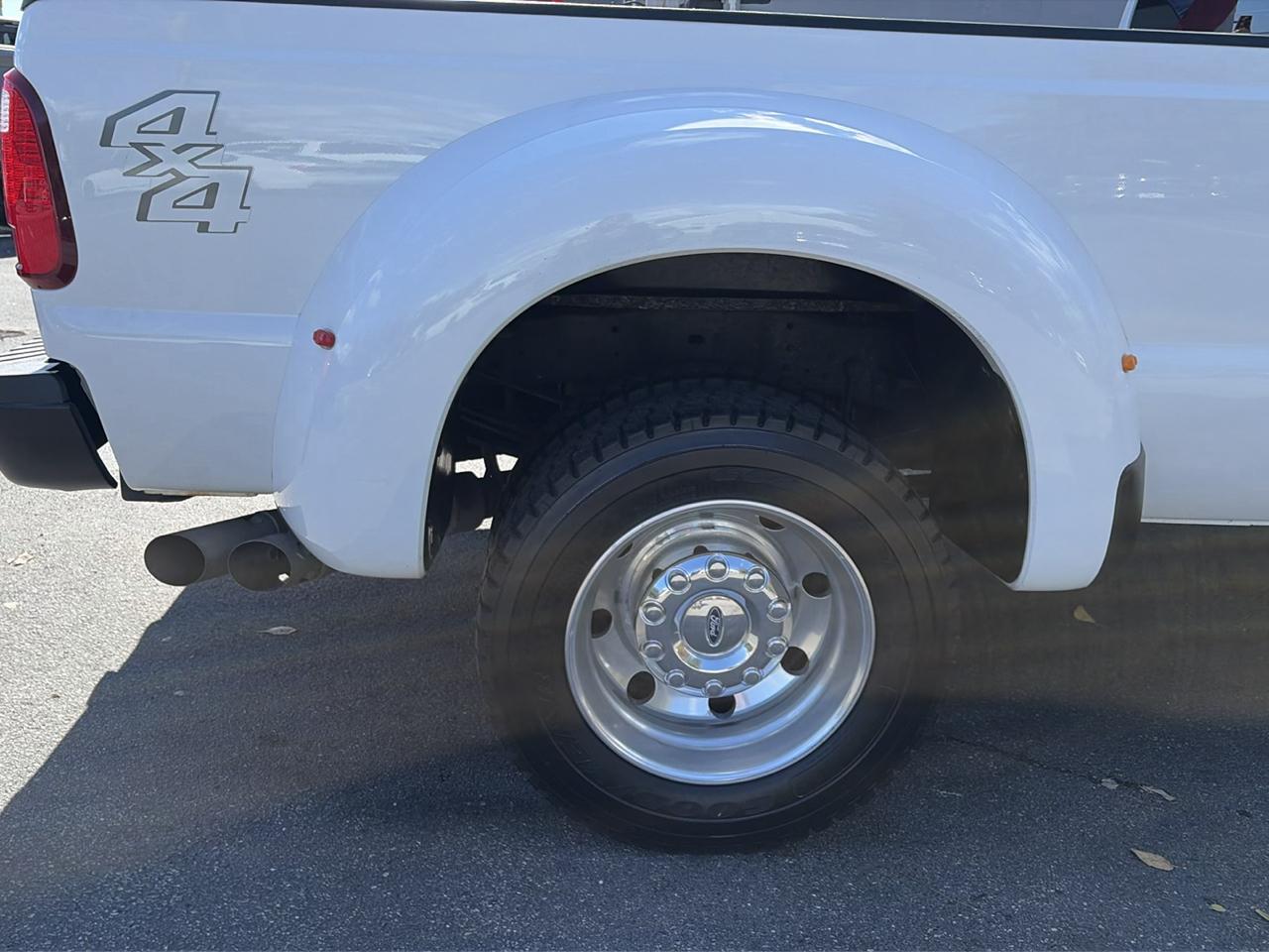 Ford F-450 SD XL Crew Cab DRW 4WD 2015